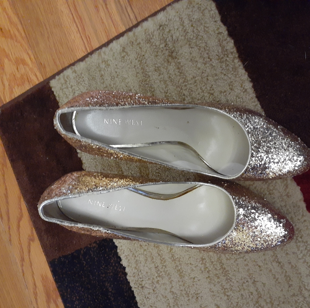 Gold glitter high heels